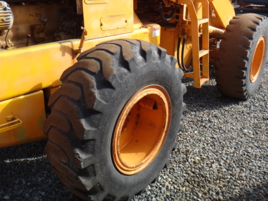 ขายรถตัก KOMATSU 520 ขายรถตัก KOMATSU 520