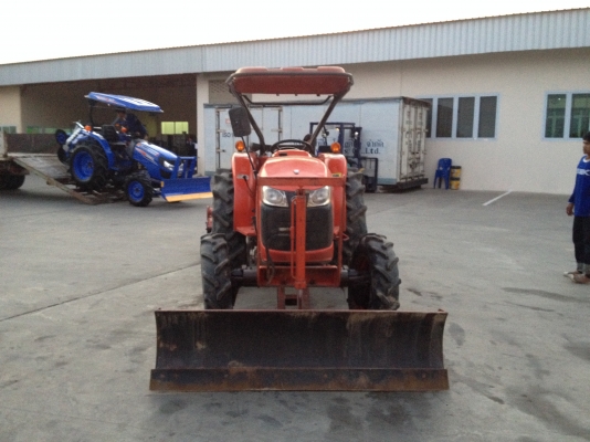 แทรคเตอร์ คูโบต้า L4708 พร้อมใบดันดินและโรตารี่