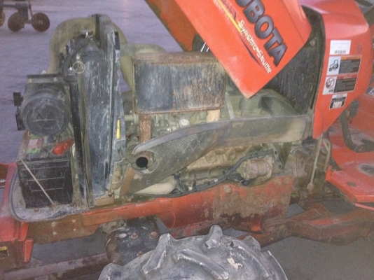 แทรคเตอร์ คูโบต้า L4708 พร้อมใบดันดินและโรตารี่