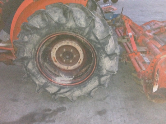 แทรคเตอร์ คูโบต้า L4708 พร้อมใบดันดินและโรตารี่