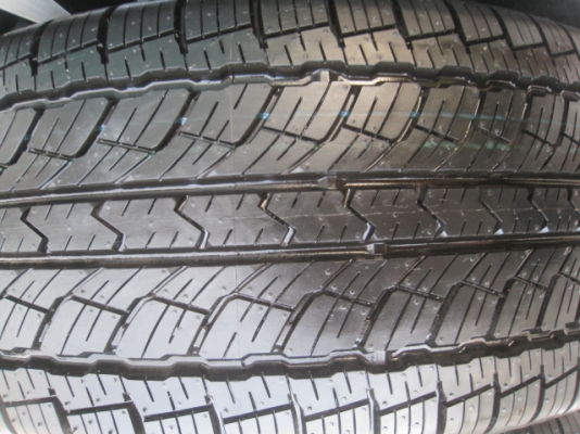 ขายล้อแม็กป้ายแดง NP300 Navara caliber 18" ยางปี14 สนใจติดต่อเล็กคลองสามครับ 081-3747940