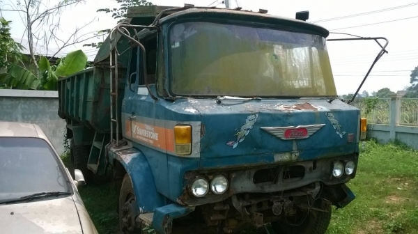 ขาย 6 ล้อดั้ม HINO KR300 เครื่อง EH100 150 แรงม้า คัสซีสวยตลอดเส้น เฟืองท้ายใหญ่ ทะเบียนพร้อมครับ ราคาต่อรองได้