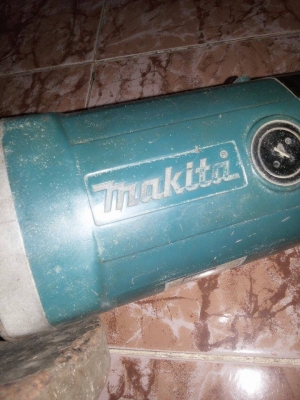 ขายหินเจียร Makita 7 นิ้ว ขายหินเจียร Makita 7 นิ้ว