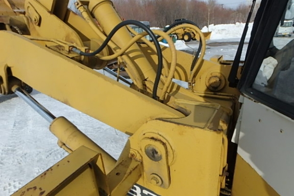 ขายรถตัก TCM 835-2 ขายรถตัก TCM 835-2