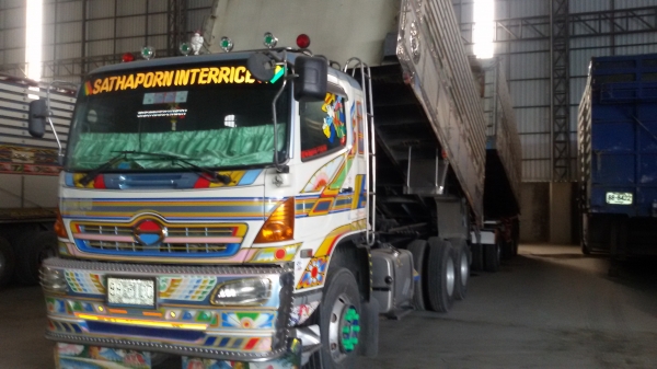 ฝากขายรถฮีโน320กระบะเนียมอู่เบิ้มพ่วงแม่ลูกดั้ม