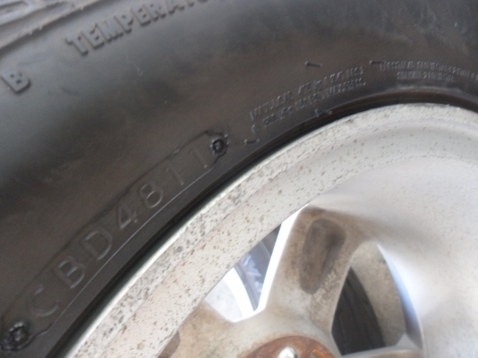 ล้อแม็ก 15นิ้ว 4รู100 ฮอนด้า พร้อมยาง สวยๆ 4 ล้อ ราคา 4900 บาท ล้อแม็ก 15นิ้ว 4รู100 ฮอนด้า พร้อมยาง สวยๆ 4 ล้อ ราคา 4900 บาท