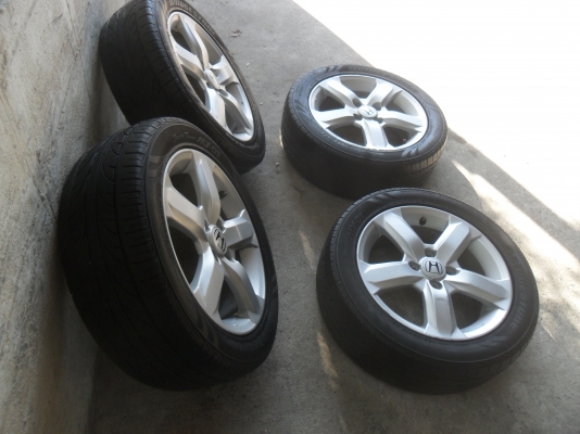 ล้อแม็ก 15นิ้ว 4รู100 ฮอนด้า พร้อมยาง สวยๆ 4 ล้อ ราคา 4900 บาท