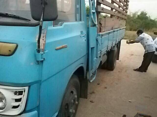 6 ล้อกระบะรั้ว 100 แรง ISUZU KS21-7734377 ปี 2522 เดรื่องดี คัสซีสวยใช้ได้้ รถพร้อมใช้