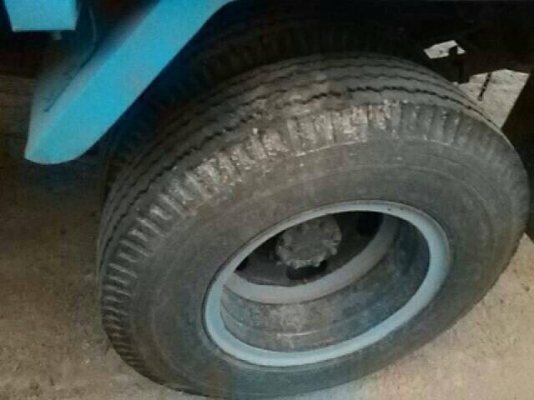 6 ล้อกระบะรั้ว 100 แรง ISUZU KS21-7734377 ปี 2522 เดรื่องดี คัสซีสวยใช้ได้้ รถพร้อมใช้