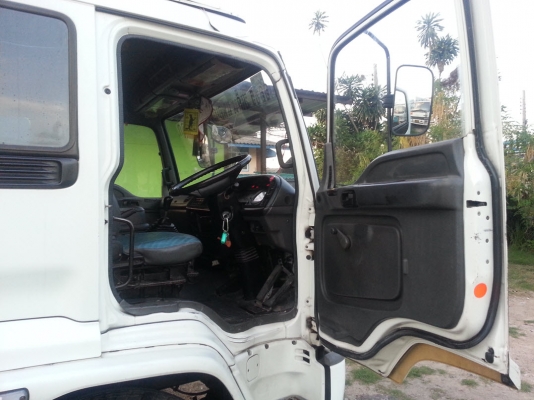 ขาย Isuzu deca Euro2 ปี47 ตู้10บาน โทร 0872508883