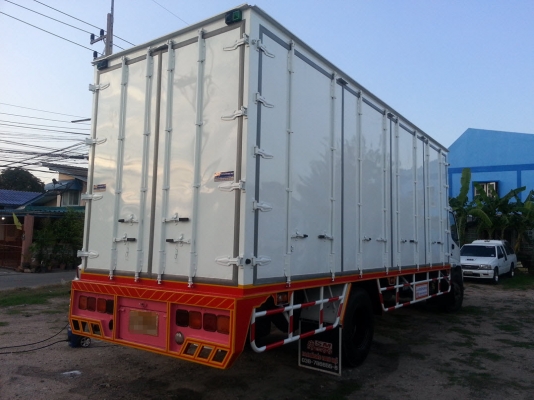 ขาย Isuzu deca Euro2 ปี47 ตู้10บาน โทร 0872508883