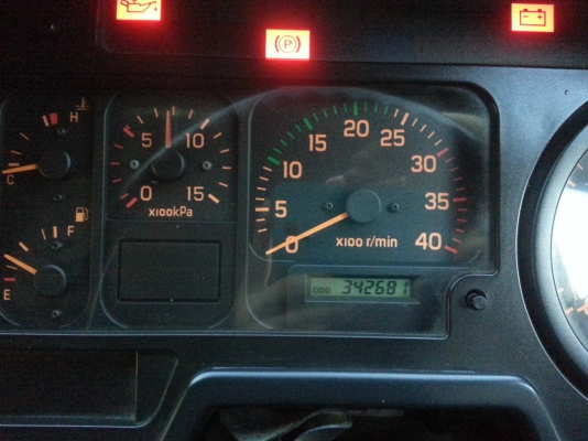 ขาย Isuzu deca Euro2 ปี47 ตู้10บาน โทร 0872508883