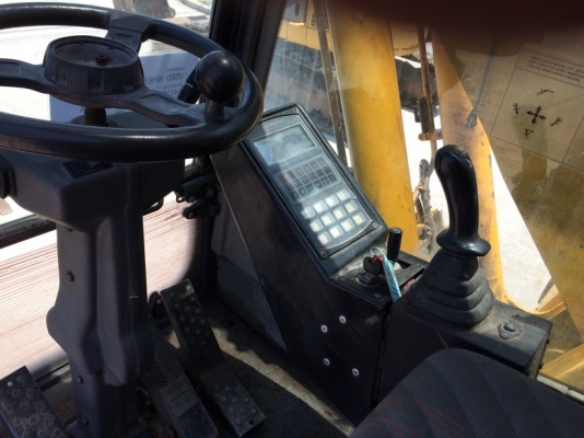 รถขุดล้อยาง Furukawa W725LSN รถนอกขายถูกมาก แค่ 800,000 บาท ด่วนครับ