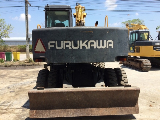 รถขุดล้อยาง Furukawa W725LSN รถนอกขายถูกมาก แค่ 800,000 บาท ด่วนครับ