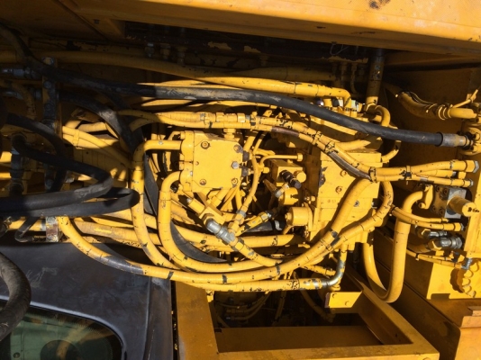 รถขุดล้อยาง Furukawa W725LSN รถนอกขายถูกมาก แค่ 800,000 บาท ด่วนครับ