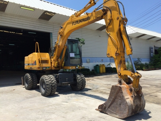 รถขุดล้อยาง Furukawa W725LSN รถนอกขายถูกมาก แค่ 800,000 บาท ด่วนครับ