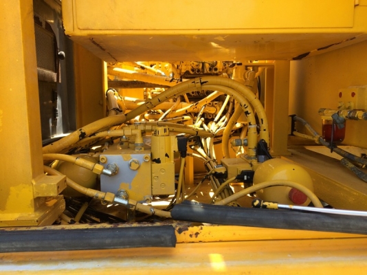 รถขุดล้อยาง Furukawa W725LSN รถนอกขายถูกมาก แค่ 800,000 บาท ด่วนครับ