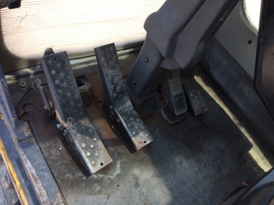 รถขุดล้อยาง Furukawa W725LSN รถนอกขายถูกมาก แค่ 800,000 บาท ด่วนครับ