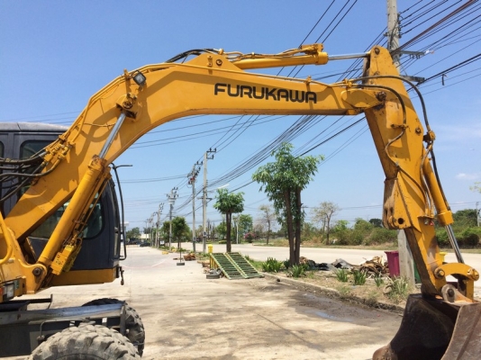 รถขุดล้อยาง Furukawa W725LSN รถนอกขายถูกมาก แค่ 800,000 บาท ด่วนครับ