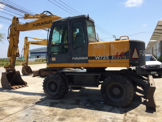 รถขุดล้อยาง Furukawa W725LSN รถนอกขายถูกมาก แค่ 800,000 บาท ด่วนครับ