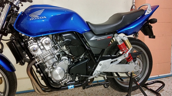 ขาย Honda Cb400 V-tech4 Revo ปี2008 เดิมๆสวยๆครับ ขาย Honda Cb400 V-tech4 Revo ปี2008 เดิมๆสวยๆครับ