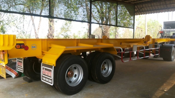 รถเทรลเลอร์ นำลาภ มงคลสยาม หางก้างปลา 40 ฟุต 2เพลานำลาภ ใหม่ ติดต่อ พี่แวว 088-2582343