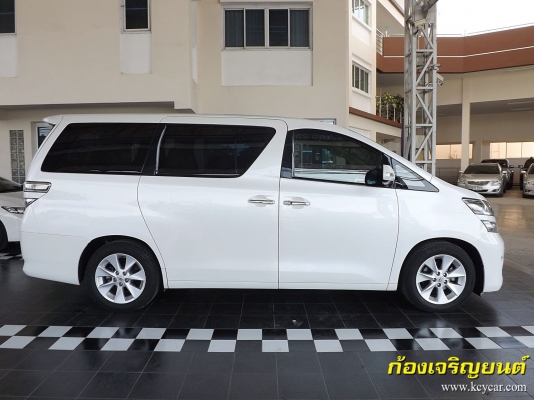 TOYOTA VELLFIRE 2.4 AT ปี 2011