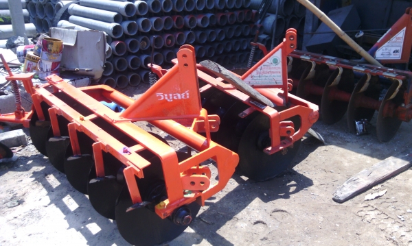 ขาย หาง 5 จำนวน 2 หาง ใส่ 28-34 ใบ 22 หาง 6-7 ใบ 24 ใส่ 50 ขึ้นไป