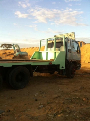 รถบรรทุก 10 ล้อ HINO KT925 195 แรงม้า ปีจดทะเบียน 2520