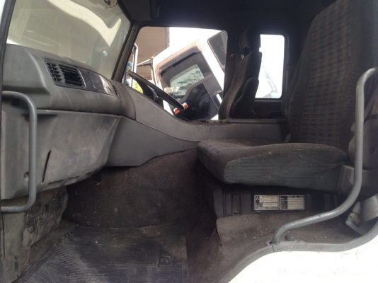 หัวเก๋ง Fuso สามใบปัด หัวเก๋ง Fuso สามใบปัด