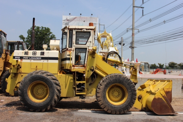 ผ่อนได้ มี VDO รถตัก Komatsu 510 หัวเก๋ง เก่านอกพร้อมใช้