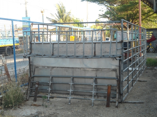 ขายคอกรถ 6 ล้อ