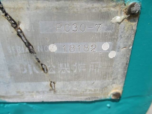 ขายKomatsu. Pc30-7.  เก่านอกสภาพดี พร้อมใช้งาน มีเอกสารแจ้งจำหน่าย