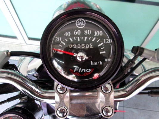 Fino คลาคสิค  สีขาวม่วง รถเดือน ต.ค. ปี 55 ของแถม 2 รายการ 22900