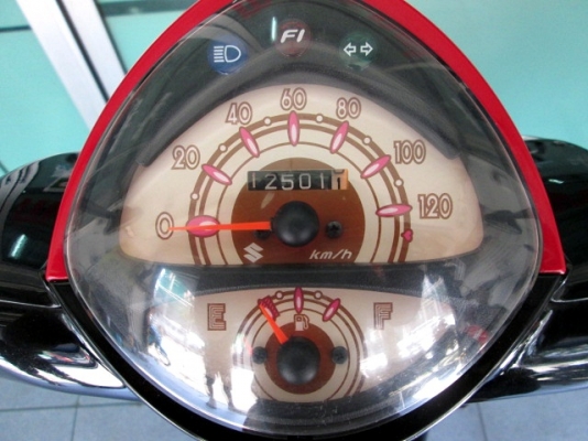 JALATO ปี 55 สีดำแดง หัวฉีดประหยัดน้ำมัน แรงด้วย 125 cc ไมล์ 12xxx โล  แถม 2 รายการ  18900