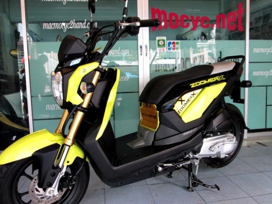 ZOOMER สีเหลืองดำ สีใหม่ลายใหม่ล่าสุด ไมล์สีดำ รถเดือน ก.ค. ปี 57 ไมล์ 3 พันโล ของแถม 3 รายการ 39900