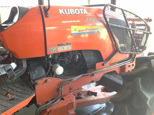 ขาย แทรกเตอร์ KUBOTA M 9540  สภาพเติมๆ เครื่องดี เกียร์ดี ถูกๆ สวยๆ