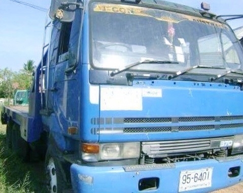 NISSAN UD CD45V 275 HP PE6 สิบล้อ 2 เพลา เทรลเลอร์ท้ายลาดขึ้นรถแบ็คโฮร CAT 320 ได้สบายเลยครับ เครื่องแน่นกำลังแรงดีสุดๆไม่มีแตกไม่มีเยิ้มเลยครับ ภายในเก๋งคอนโซลสวยครบ พวงมาลัยเพาเวอร์ ระบบเบรคทริ๊ปฟี้ครบครัน ช่วงล่างแน่นคัชซีใหญ่มากๆไม่มีแตกไม่มีบวมเลย ยา