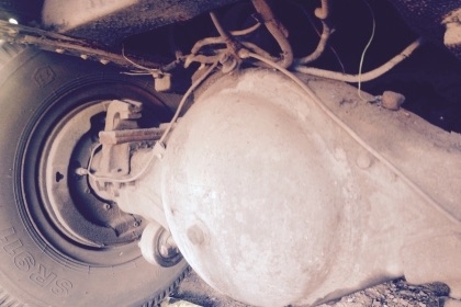 NISSAN UD CD45V 275 HP PE6 สิบล้อ 2 เพลา เทรลเลอร์ท้ายลาดขึ้นรถแบ็คโฮร CAT 320 ได้สบายเลยครับ เครื่องแน่นกำลังแรงดีสุดๆไม่มีแตกไม่มีเยิ้มเลยครับ ภายในเก๋งคอนโซลสวยครบ พวงมาลัยเพาเวอร์ ระบบเบรคทริ๊ปฟี้ครบครัน ช่วงล่างแน่นคัชซีใหญ่มากๆไม่มีแตกไม่มีบวมเลย ยา