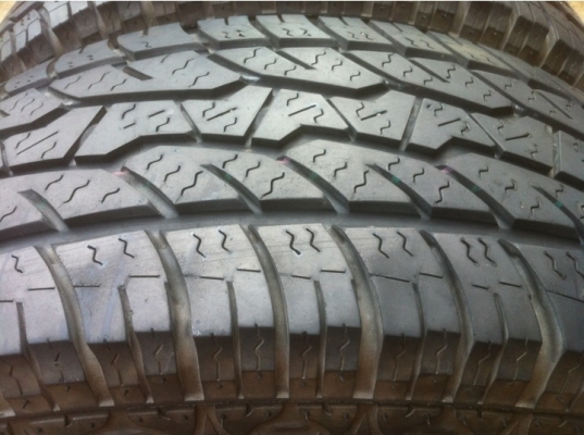 ยาง Maxxis 265/75/16 ปี13