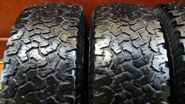 ขายยาง bf all 31 สภาพสวยๆครับ