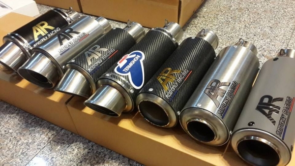 ท่อแต่งราคาเบาๆคุณภาพดีๆๆ MSx-KSR Zoomer x-PCXคอ-ปลาย.มีหลายรูปทรงให้เลือกมากมาย