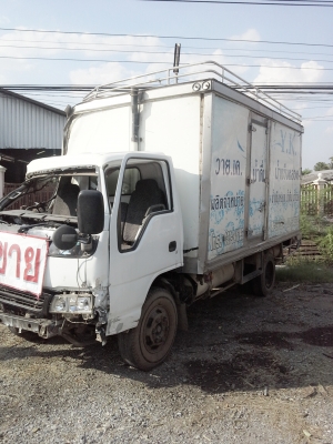 ขาย 6ล้อisuzu npr71l เครื่อง4HF1-xxx120แรง ก๊าซcng