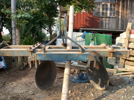 ขายผานขุดมัน และผานยกร่อง