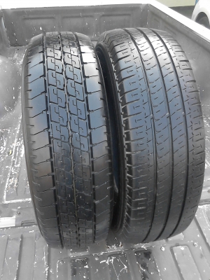 215/70R15 มี 2 เส้น ดอกยาง สวย หนา  โทร.081-427-3941