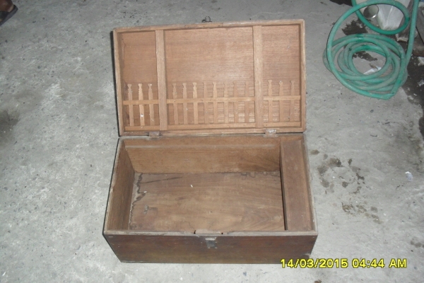 ขำยไม้สักเก่า