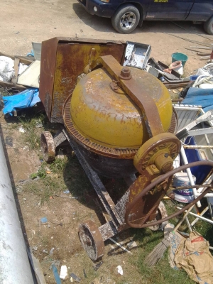 ขาย !! โม่ผสมปูนพร้อมมอเตอร์