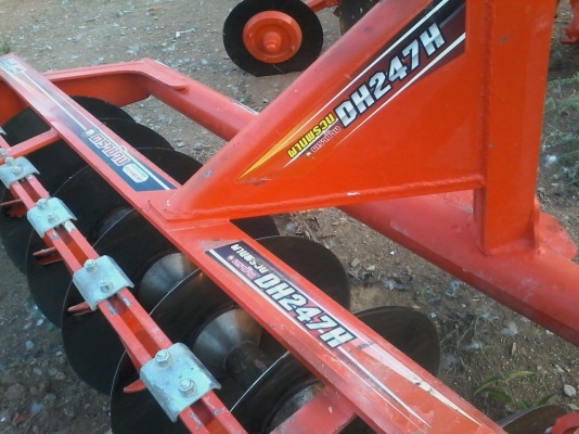 ขายผาน7ตราช้างตัวใหม่บัว11นิ้วแฮววีพาสใบเต็มของยังใหม่อยู่ไถไร่ได้แค่5ไร่เอง