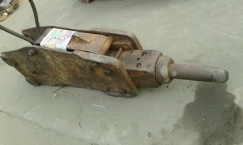 ขาย - หัวเจาะ หัวกระแทก breaker สำหรับรถขุด แบคโฮ pc 70-130 ใส่ได้หลายรุ่น