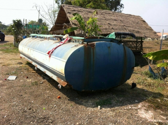 รถ10ล้อพร้อมถังน้ำ รถ10ล้อพร้อมถังน้ำ